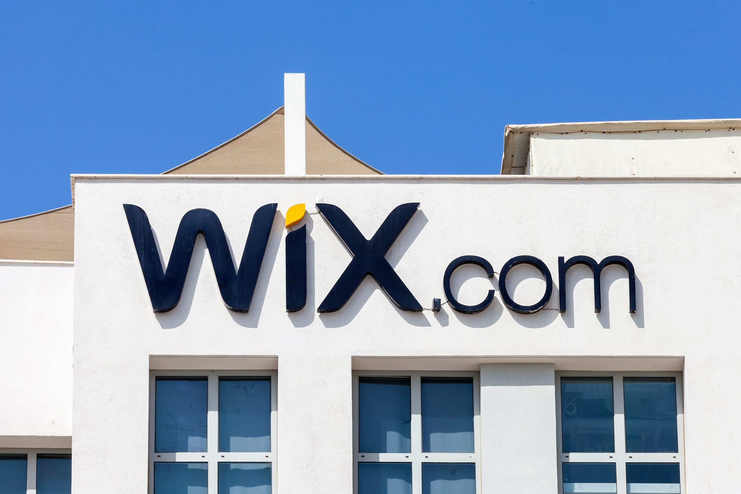 Wix to Reduce Workforce by 1,000 Roles as AI Investment Costs Impact Profit Margins