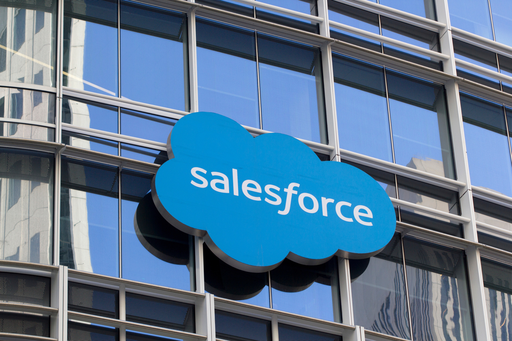 Salesforce erweitert Zugriff auf KI-Agenten durch Model Context Protocol und Integration in Slack