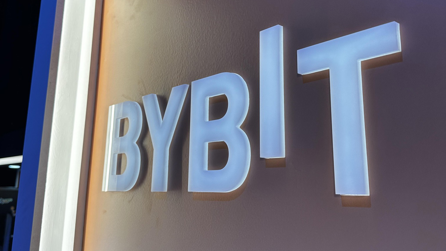 Bybit führt neues KI-Werkzeug für automatisierten Handel und Kontoverwaltung mit separatem Unterkonto offiziell ein