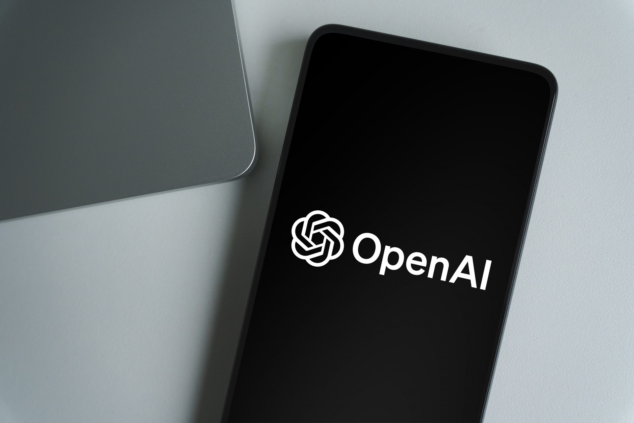 OpenAI prognostiziert 278 Milliarden Dollar negativen freien Cashflow bis 2030 und plant gigantisches Stargate-Projekt